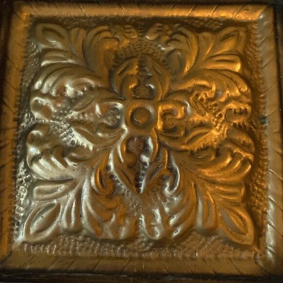 Vintage Wooden Box with Brass accents - Picture 11 of 16